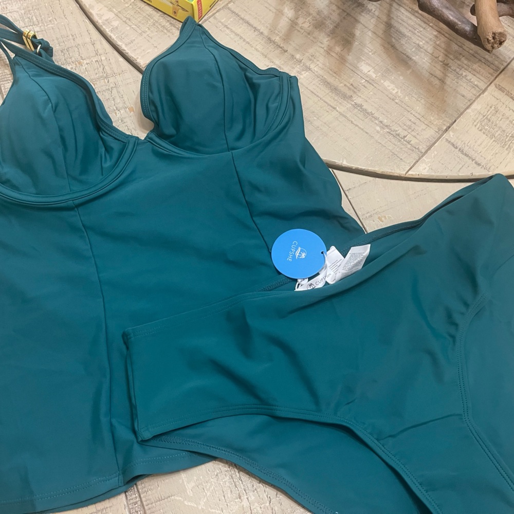 Cupshe bathing suit size large nwt